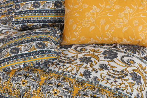 Gul Ahmed - King Cotton Bed Sheet Set 3 Pcs (Design SJB - 059) - Image 2