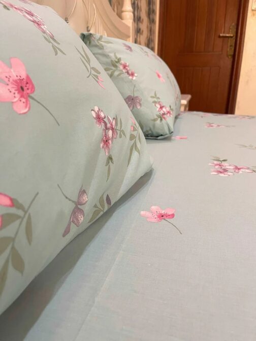 Gul Ahmed - King Cotton Bed Sheet Set 3 Pcs (Design BZF - 517) - Image 4
